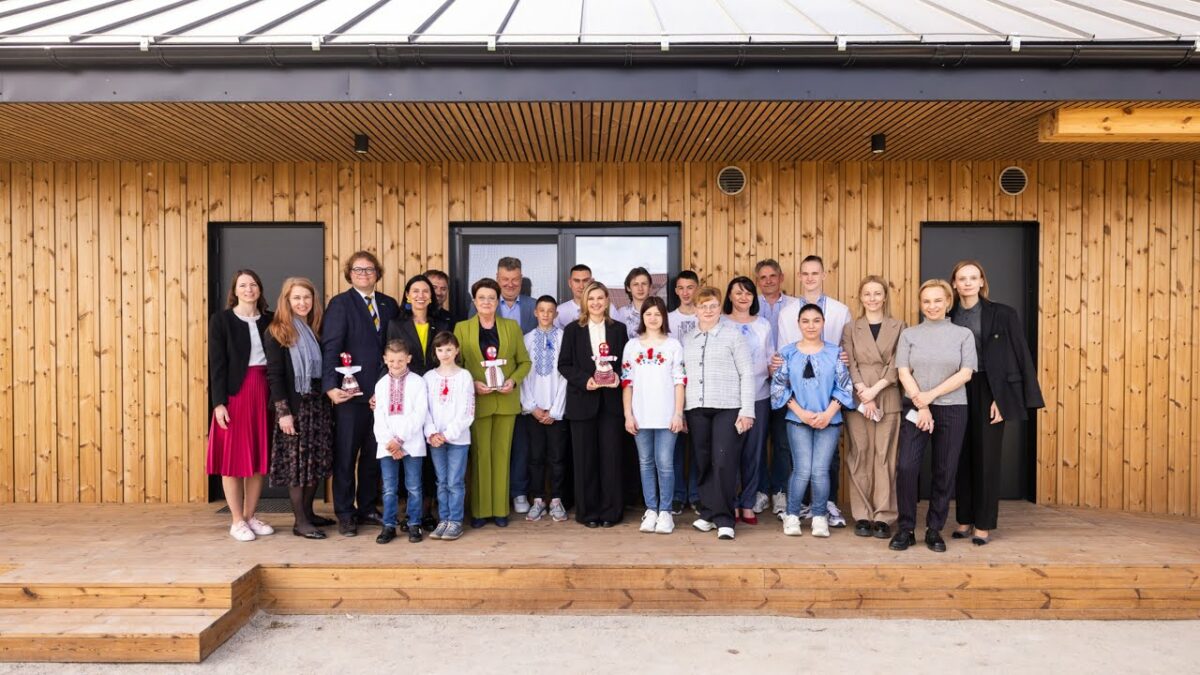 Перші леді України й Естонії відвідали Житомирщину та зустрілися з великими прийомними родинами