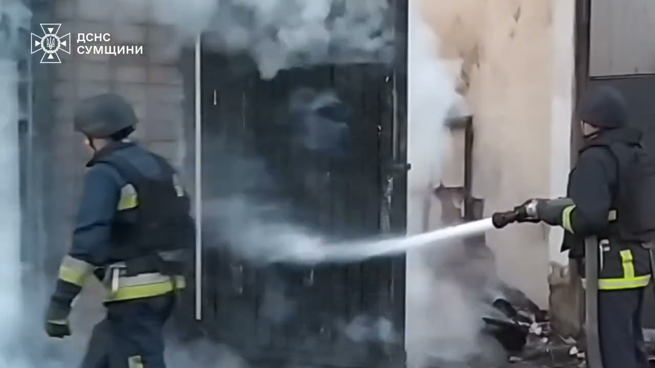 Сумщина: рятувальники ліквідували наслідки масованої ворожої атаки