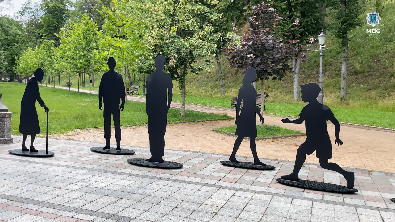 У Києві встановили інсталяцію, присвячену зниклим безвісти за особливих обставин