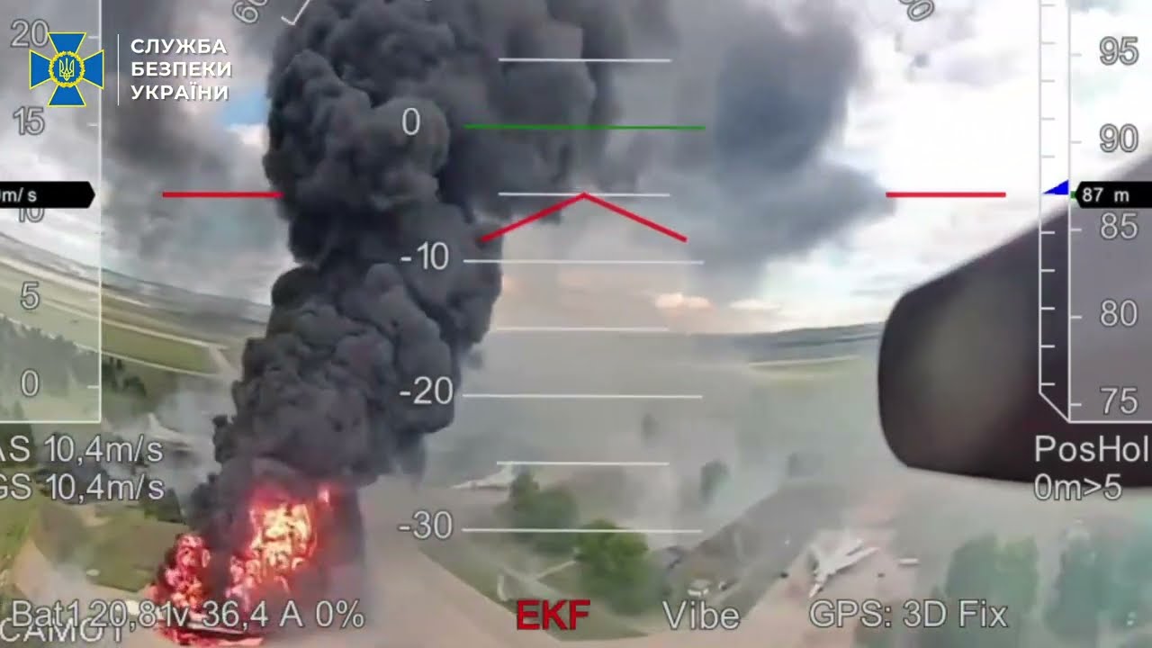 СБУ показала нове відео операції «Павутина»: шлях одного з FPV-дронів від вильоту до ураження літака