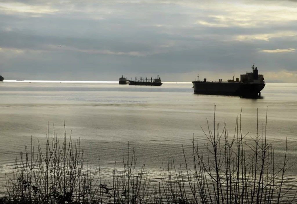 Новини світу - Біля Чукотки вибухнув танкер "тіньового флоту" РФ