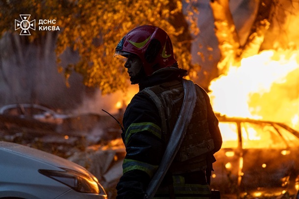 Новини Києва - Київ під атакою балістики: чотири райони уражено