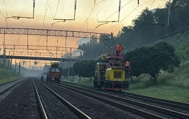 Новини України - Масований обстріл Вінниччини: низка поїздів затримується