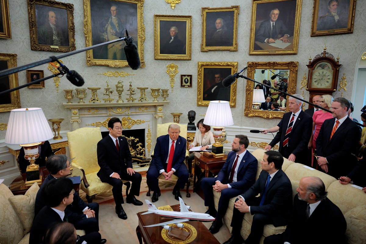 Новини світу - США вивчають досвід використання дронів у війні в Україні - Трамп