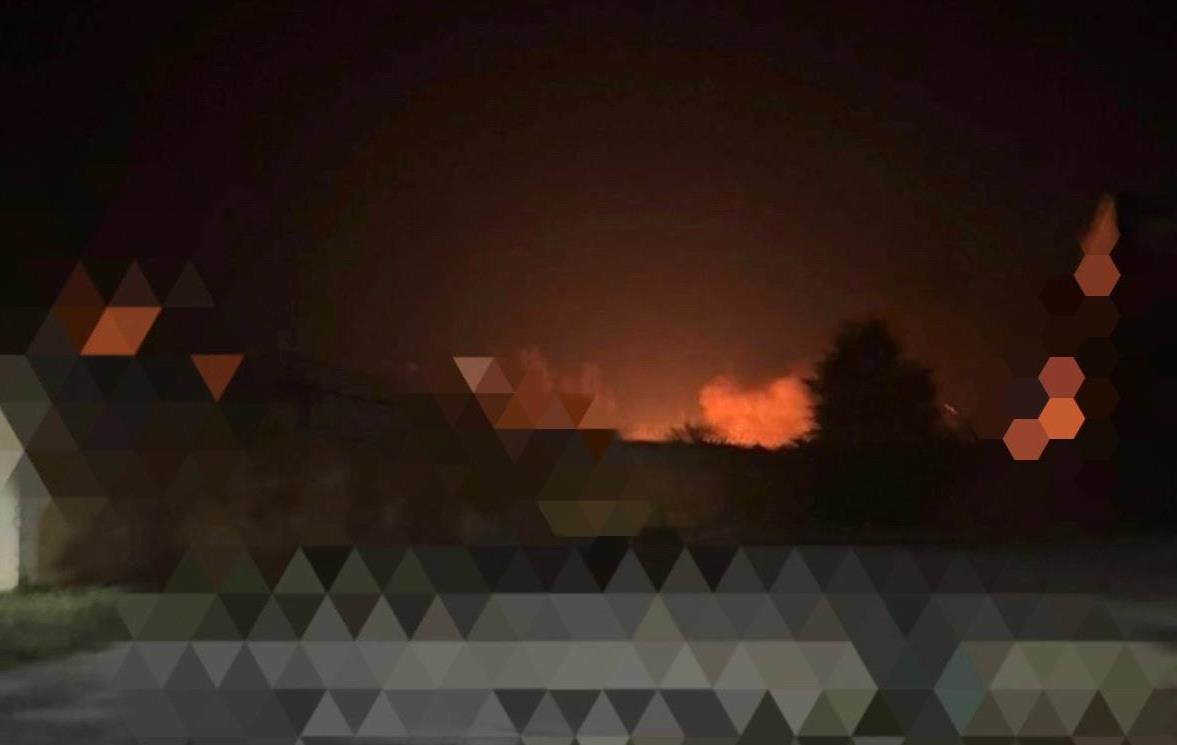 Новини України - У Запоріжжі після атаки БПЛА палає підприємство