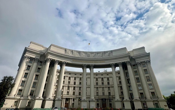 Новини світу - Україна засудила участь Вуді Аллена у Московському тижні кіно