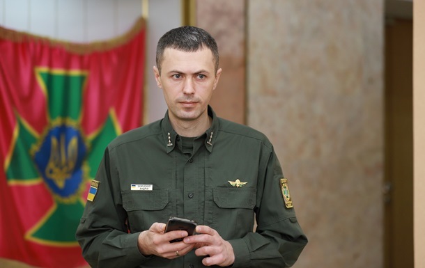 Новини України - Виїзд за кордон: в ДПСУ пояснили вимоги для чоловіків віком 18-22 роки