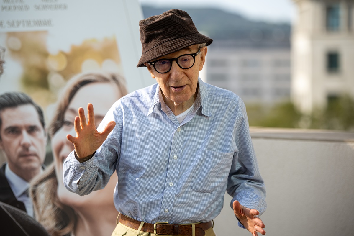 Новини світу - Вуді Аллен потрапив до бази Миротворця