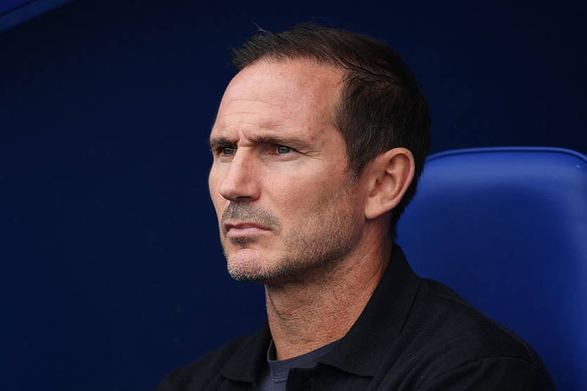 Новини спорту - Колишній футболіст Вест Гема може очолити рідну команду як тренер