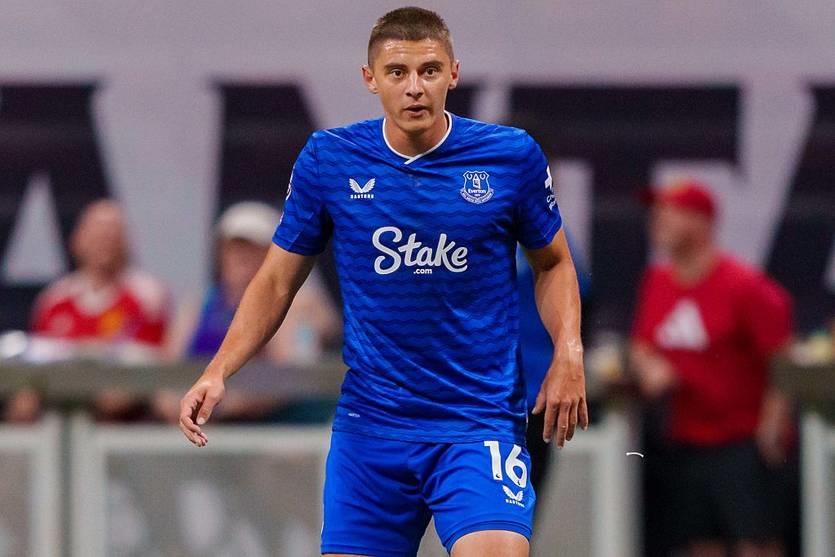 Новини спорту - Миколенку готують в Евертоні новий контракт