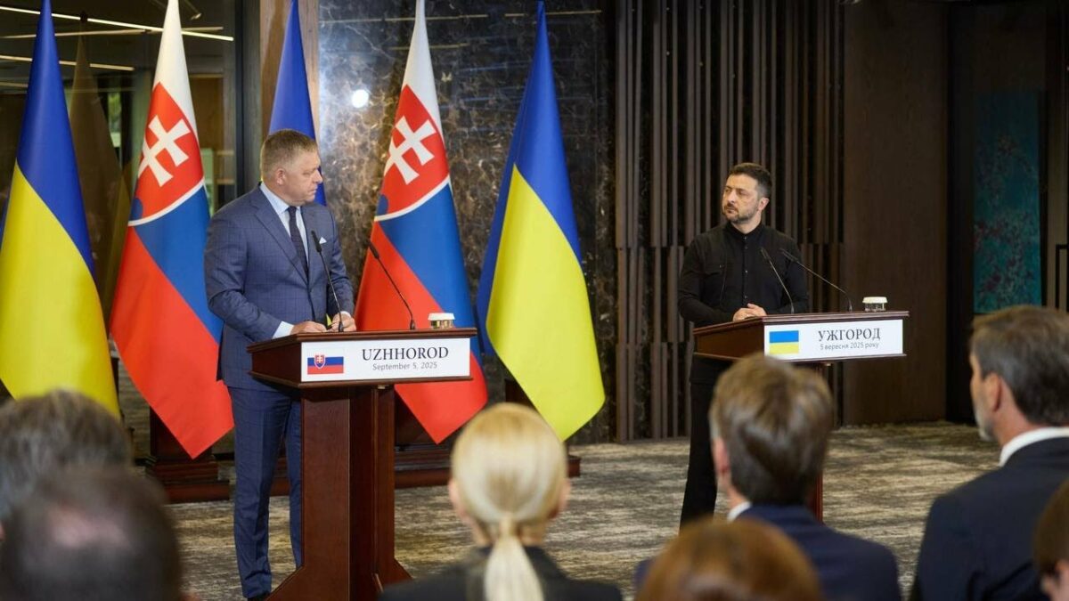 Заяви для медіа Володимира Зеленського та Роберта Фіцо