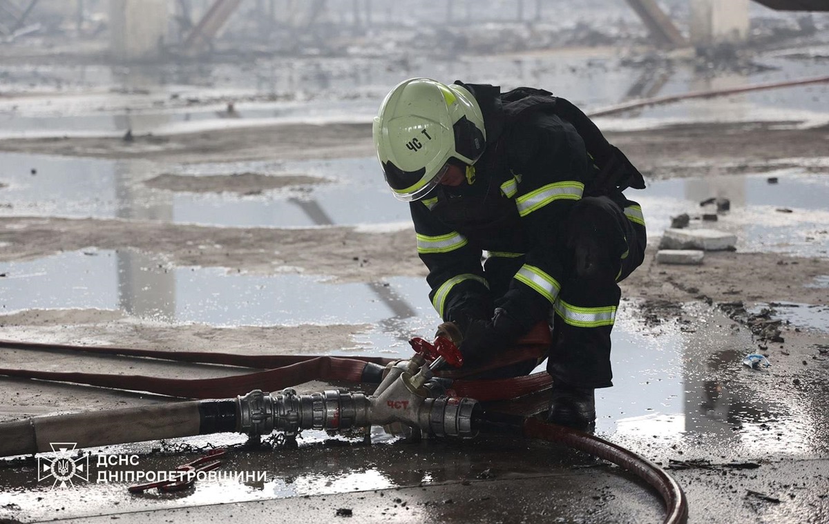 Новини України - У Дніпрі ліквідували масштабну пожежу