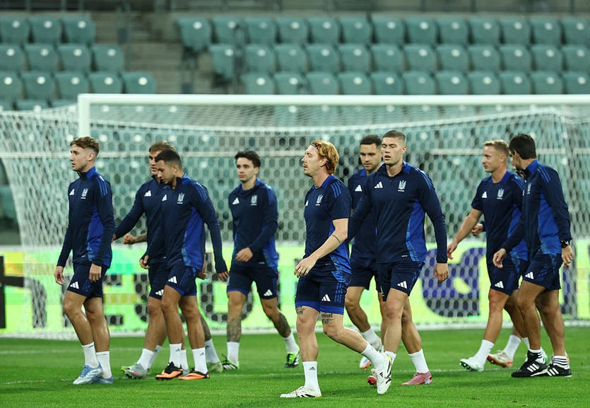 Новини спорту - Україна та Франція визначили комплекти форми на матч відбору ЧС-2026