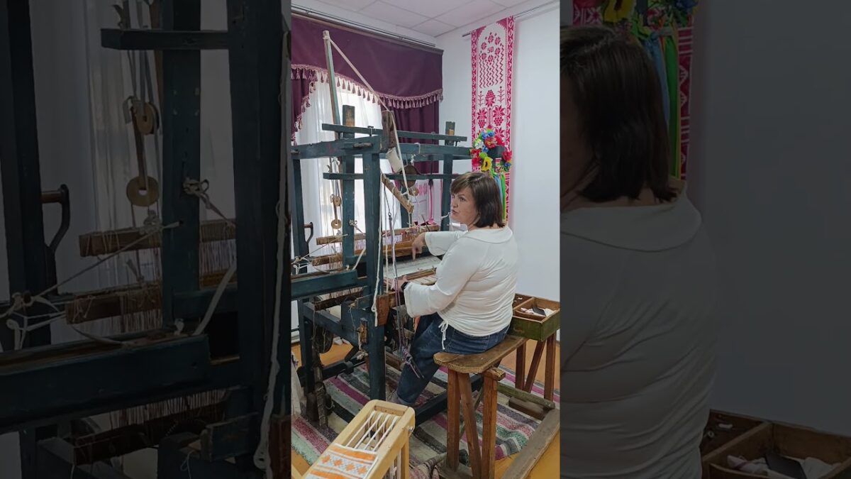 У музеї Кролевецького ткацтва #кролевець #ткацтво #традиціїукраїни #ukraine