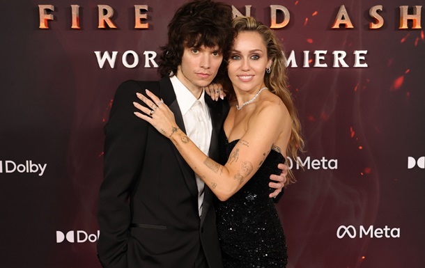 Новини культури - Майлі Сайрус підтвердила заручини з музикантом Максом Морандо