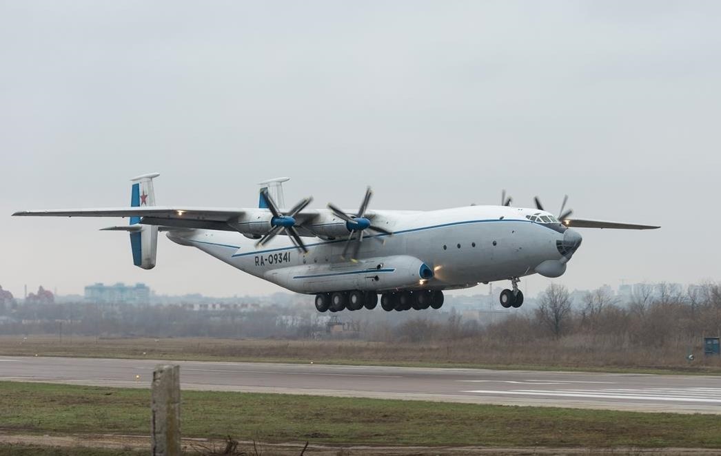 Новини світу - Розвалився в повітрі. Падіння літака в Росії